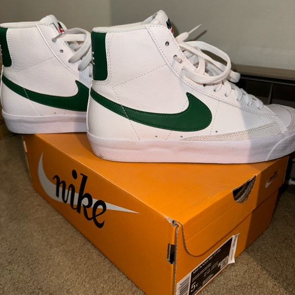 Nike BLAZERS mid’77 - Picture 5 of 6